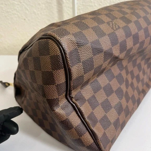 Louis Vuitton Damier Ebene Speedy 35 - Picture 6 of 16